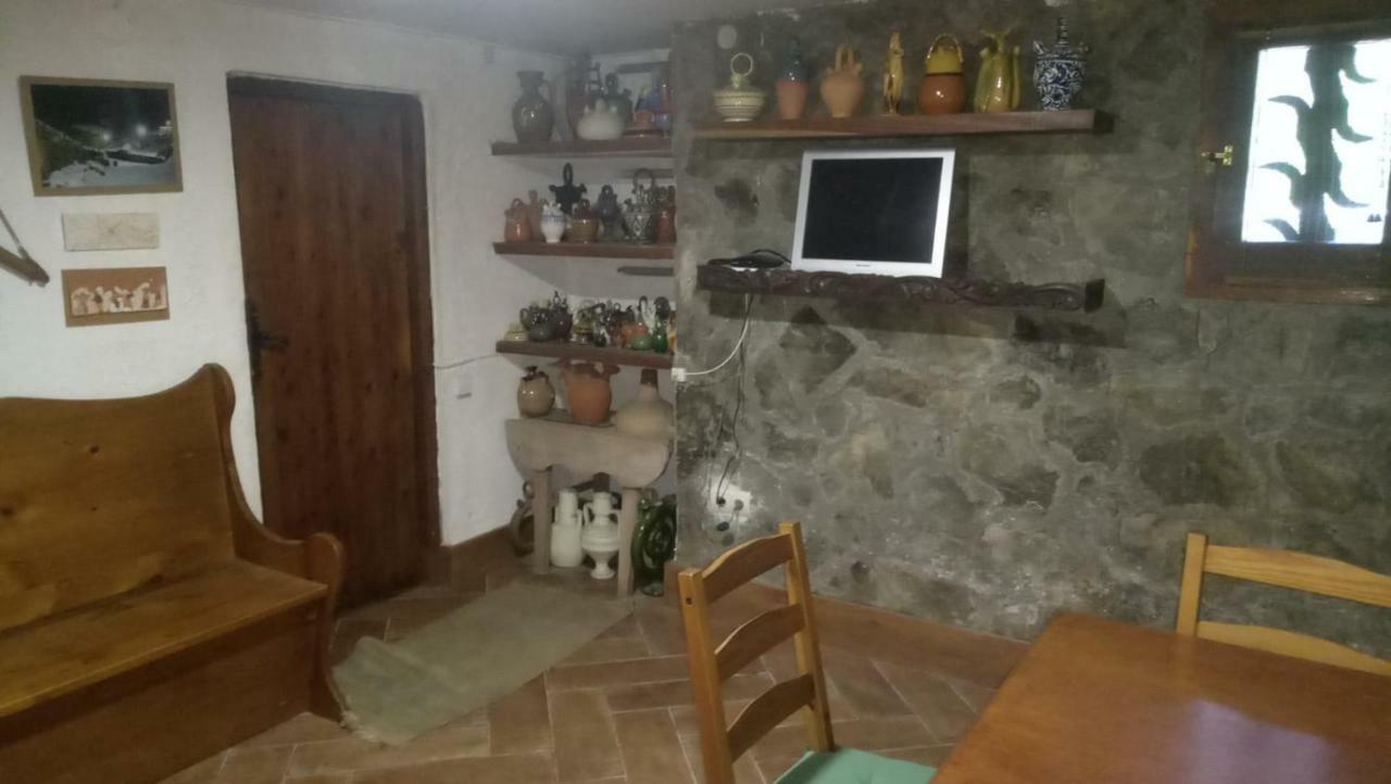 Can Serraima, Casa Rural A Prop De La Cerdanya Neva エクステリア 写真