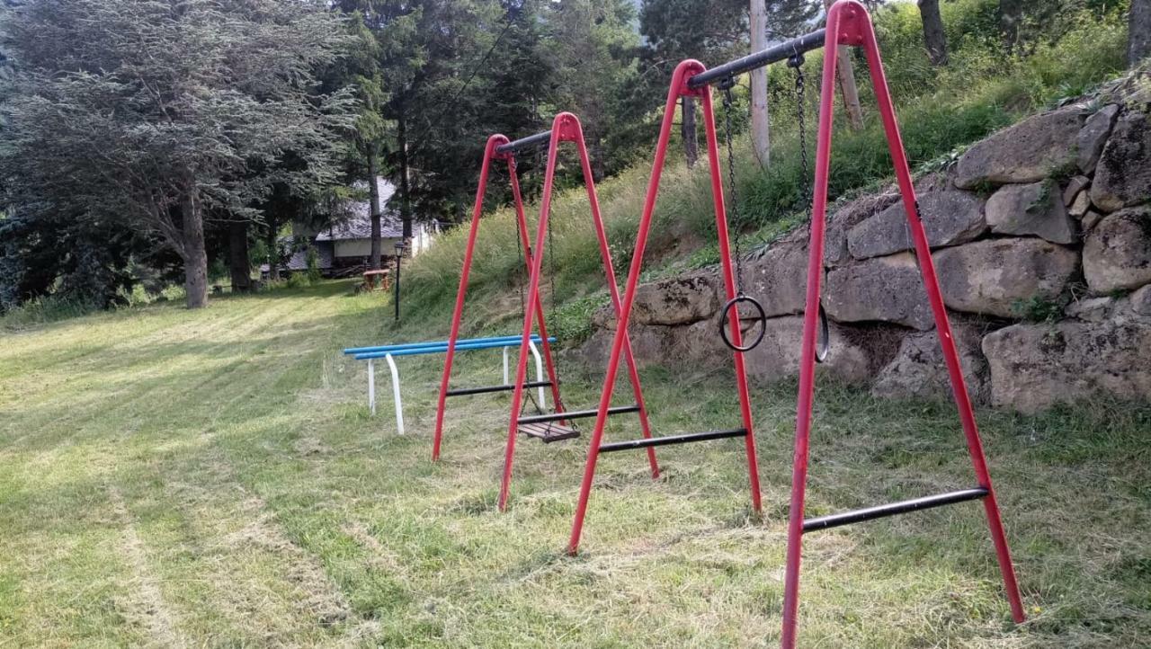 Can Serraima, Casa Rural A Prop De La Cerdanya Neva エクステリア 写真